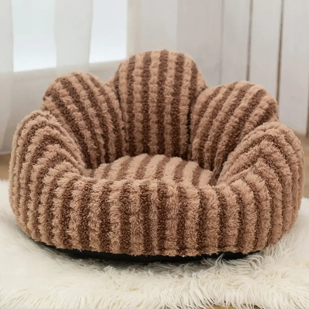 Scalloped Donut Dog Bed